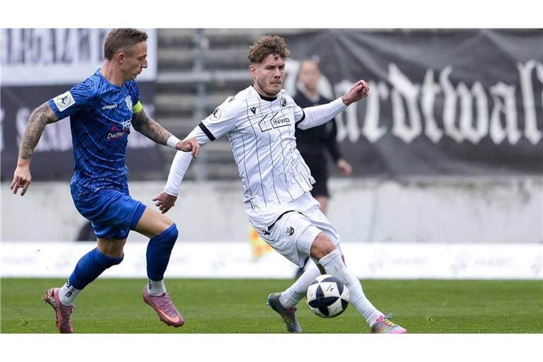 Marco Kehl-Gomez (li.) spielt in der kommenden Saison die Heimspiele am Hardtwald.