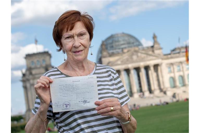 Mareile Van der Wyst, geboren am 15. September 1944 im Keller des Reichstages, ist stolz auf ihren Geburtsort. Foto: Monika Skolimowska