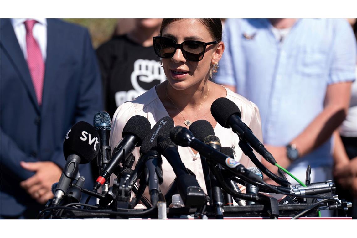 Marina Lacerda sagt, sie habe Epstein als 14-Jährige kennengelernt und sei jahrelang von ihm missbraucht worden.