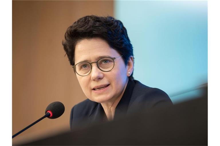 Marion Gentges (CDU), Justizministerin von Baden-Württemberg, bei einer Pressekonferenz. Foto: Marijan Murat/dpa