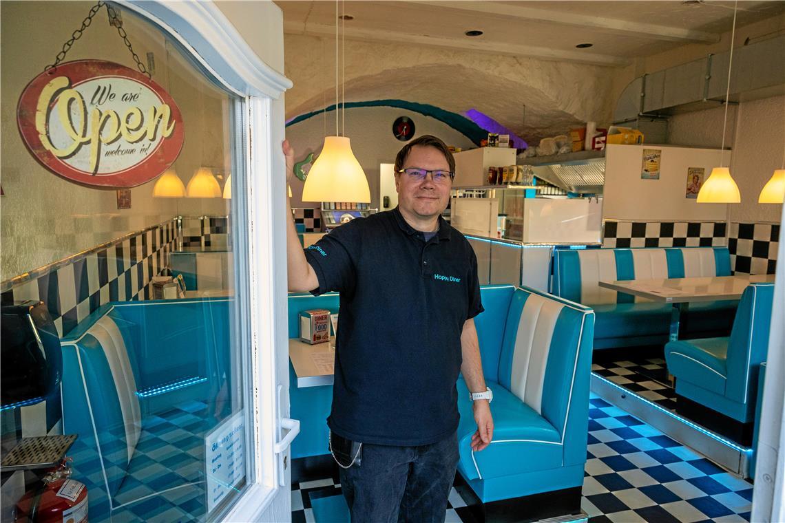 Italienische Feinkost und Jukebox-Musik in Backnang Mark Oliver Bahro lässt im Happy Diner in der Gartenstraße die amerikanischen 50er- und 60er-Jahre kulinarisch aufleben.