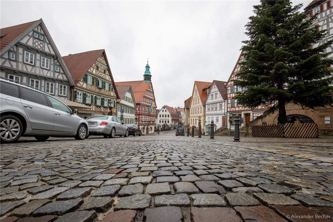 Marktstrasse // leere Straßen, Ausgangssperren, Backnang Innenstadt