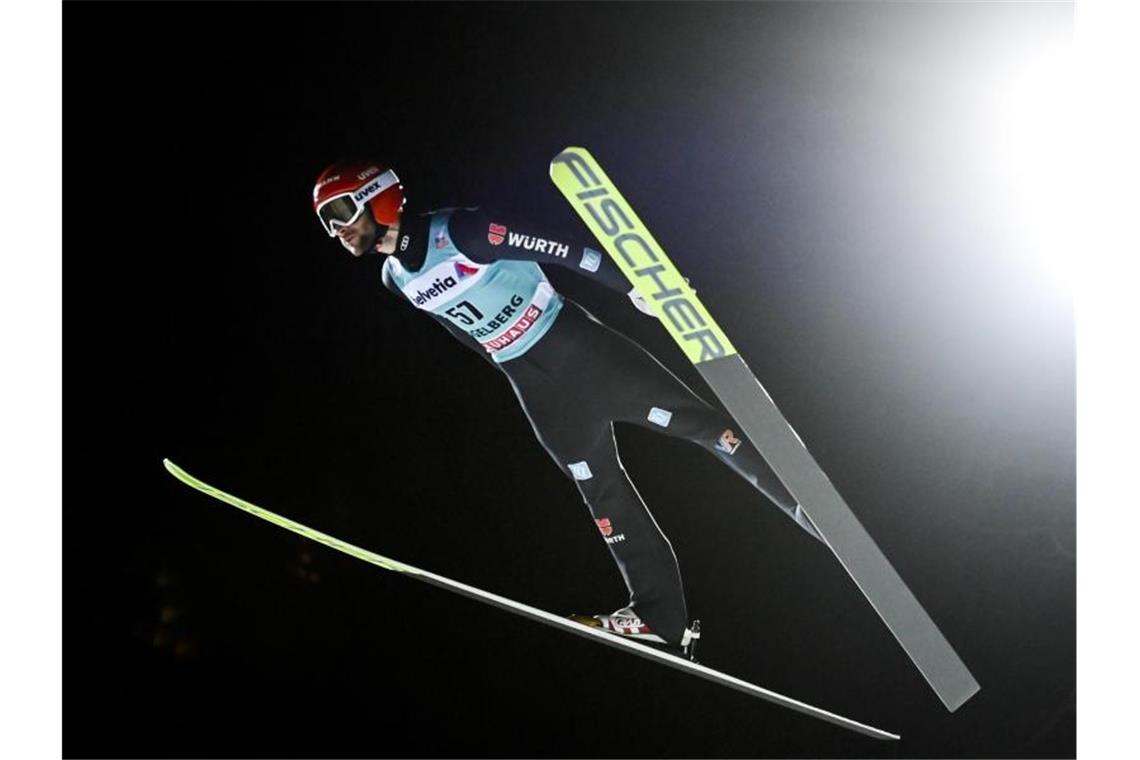 Skispringen: Eisenbichler fehlt halber Meter aufs Podest Markus Eisenbichler wurde als bester Deutscher in Engelberg Vierter. Foto: Gian Ehrenzeller/KEYSTONE/dpa