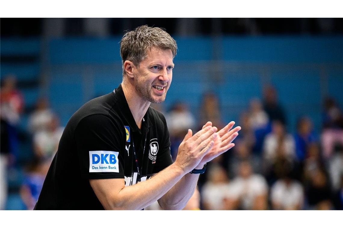 Markus Gaugisch ist Trainer der deutschen Frauen-Handballnationalmannschaft. 2022 übernahm der gebürtige Göppinger das Amt und hatte zuvor mit SG BBM Bietigheim zahlreiche nationale und internationale Erfolge gefeiert. Sein Vertrag läuft bis 2026.