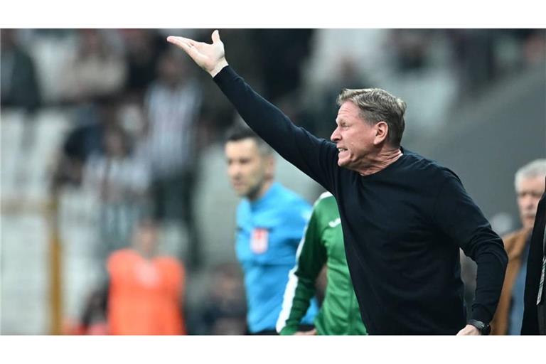 Markus Gisdol steht wohl bald wieder als Trainer an der Seitenlinie.