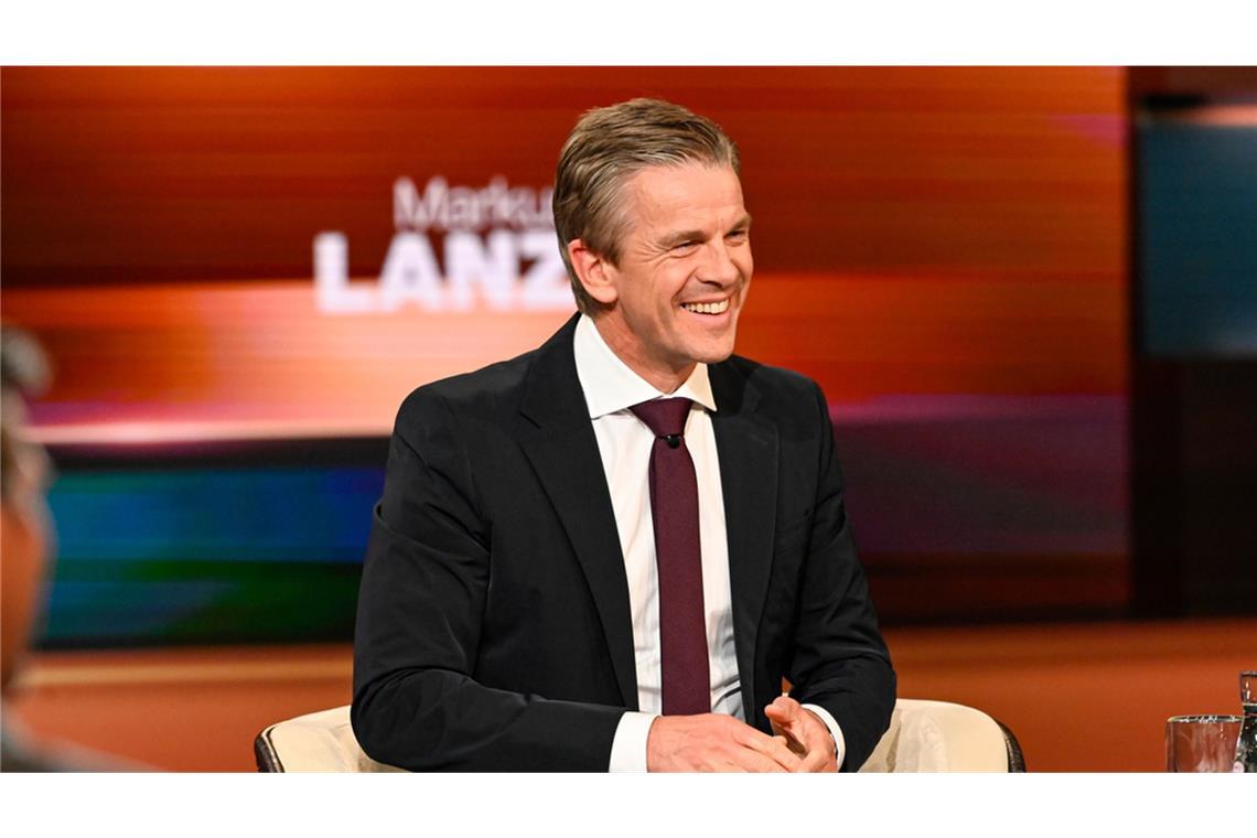 Lanz gestern: Gäste und Themen (27.2.) Markus Lanz hat gut lachen.