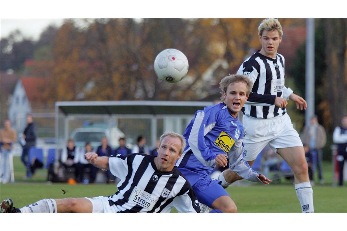 Markus Lösch (li.) und Mario Klotz (re./aktuell Trainer des Oberligisten  FC 08 Villingen) waren für Ulm und die Kickers im Einsatz