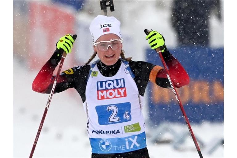 Marte Olsbu Röiseland sicherte sich mit der norwegischen Mixed-Staffel schon ihren zehnten WM-Titel. Foto: Sven Hoppe/dpa