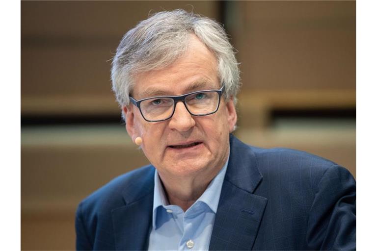 Martin Daum spricht während einer Presskonferenz. Foto: Marijan Murat/dpa/Archivbild