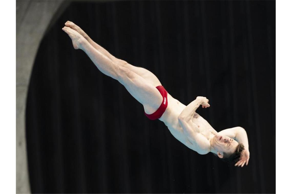 Martin Wolfram hat bei der EM Bronze vom Drei-Meter-Brett gewonnen. Foto: Hiro Komae/AP/dpa