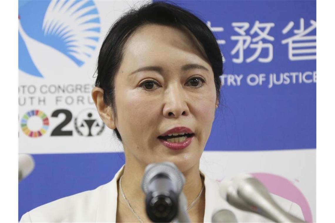 Ausreisesperre gegen Ex-Automanager Ghosn Masako Mori, Justizministerin von Japan, weist die scharfen Vorwürfe zurück. Foto: Koji Sasahara/AP/dpa