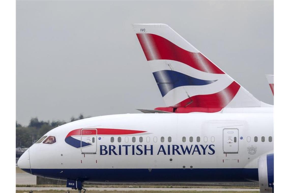 Maschinen von British Airways am Flughafen Heathrow. Foto: PA Wire/dpa