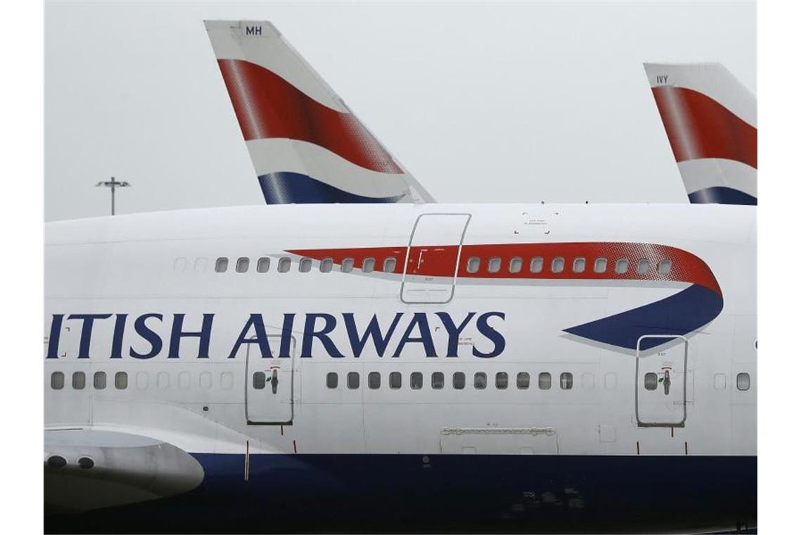 Maschinen von British Airways am Londoner Flughafen Heathrow. Foto: Frank Augstein/AP/dpa