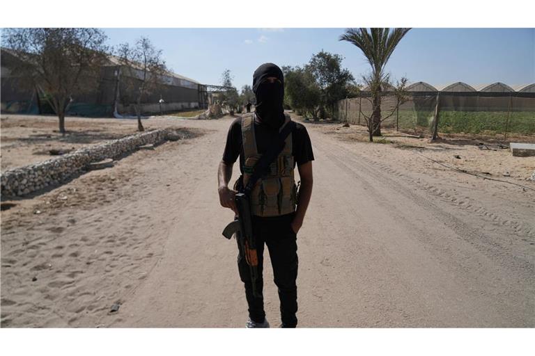 Maskiertes Mitglied der islamistischen Terrororganisation Hamas.