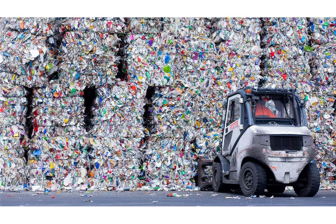 Massen an Plastikmüll entstehen in Deutschland jedes Jahr - ein großer Teil davon wird recycelt.