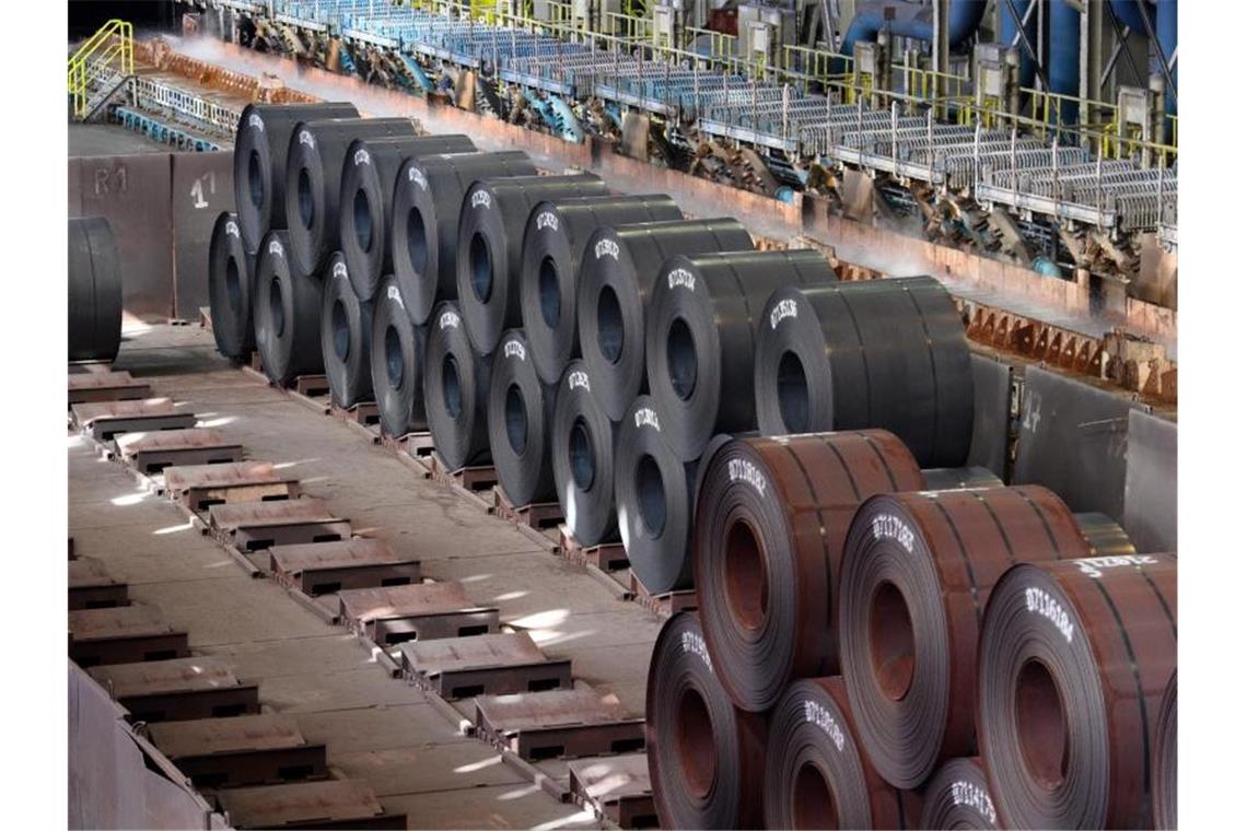 Schwächephase in der deutschen Industrie setzt sich fort Materialmangel bremst die Industrie aus. Foto: Soeren Stache/dpa-Zentralbild/dpa
