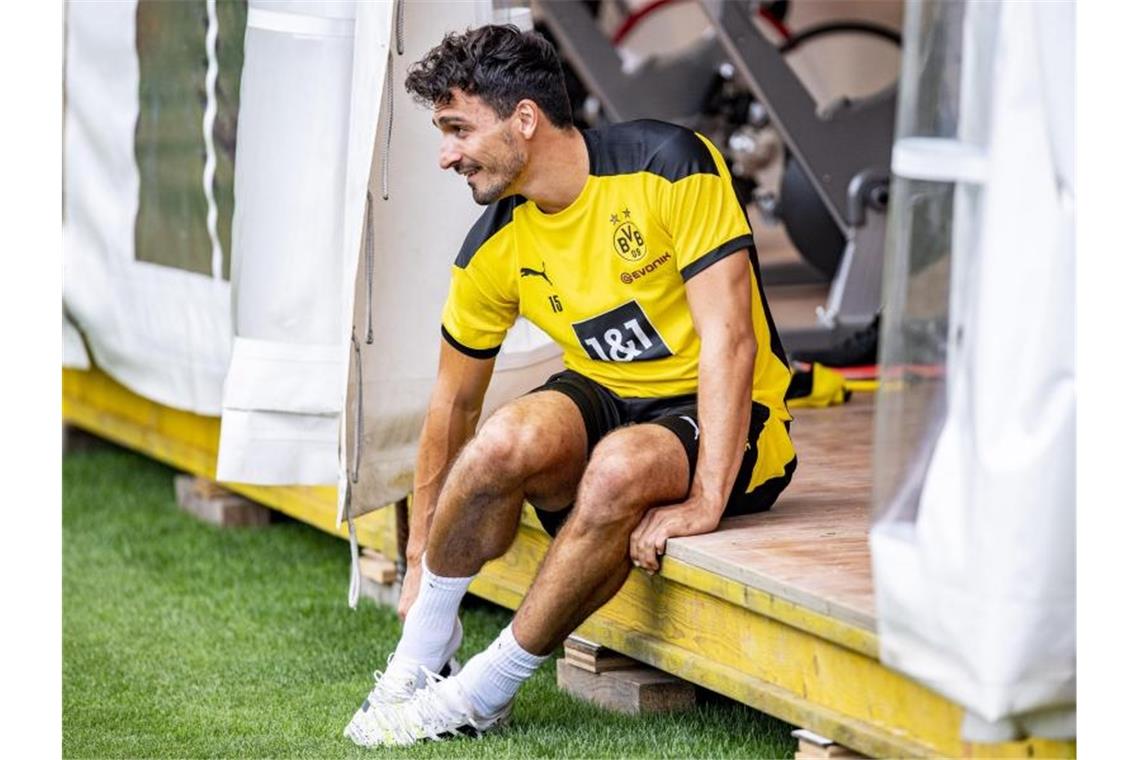 Sancho-Verbleib macht BVB Mut - „Können mehr“ Mats Hummels sieht den BVB für die kommende Saison gut aufgestellt. Foto: David Inderlied/dpa
