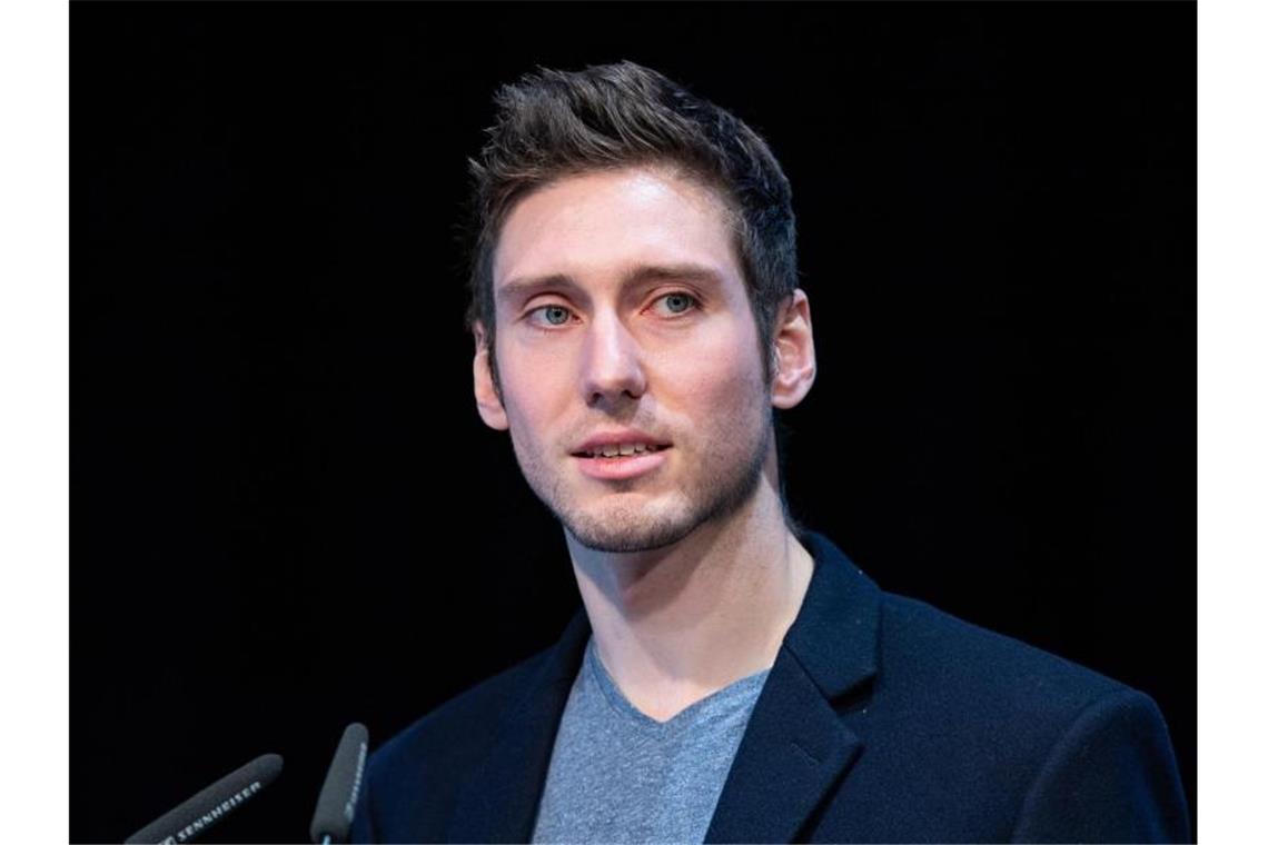 Top-Fechter Hartung schließt Olympia-Start aus Max Hartung will in der Diskussion um eine Verlegung der Sommerspiele angesichts der Coronavirus-Pandemie ein Zeichen setzen. Foto: Guido Kirchner/dpa