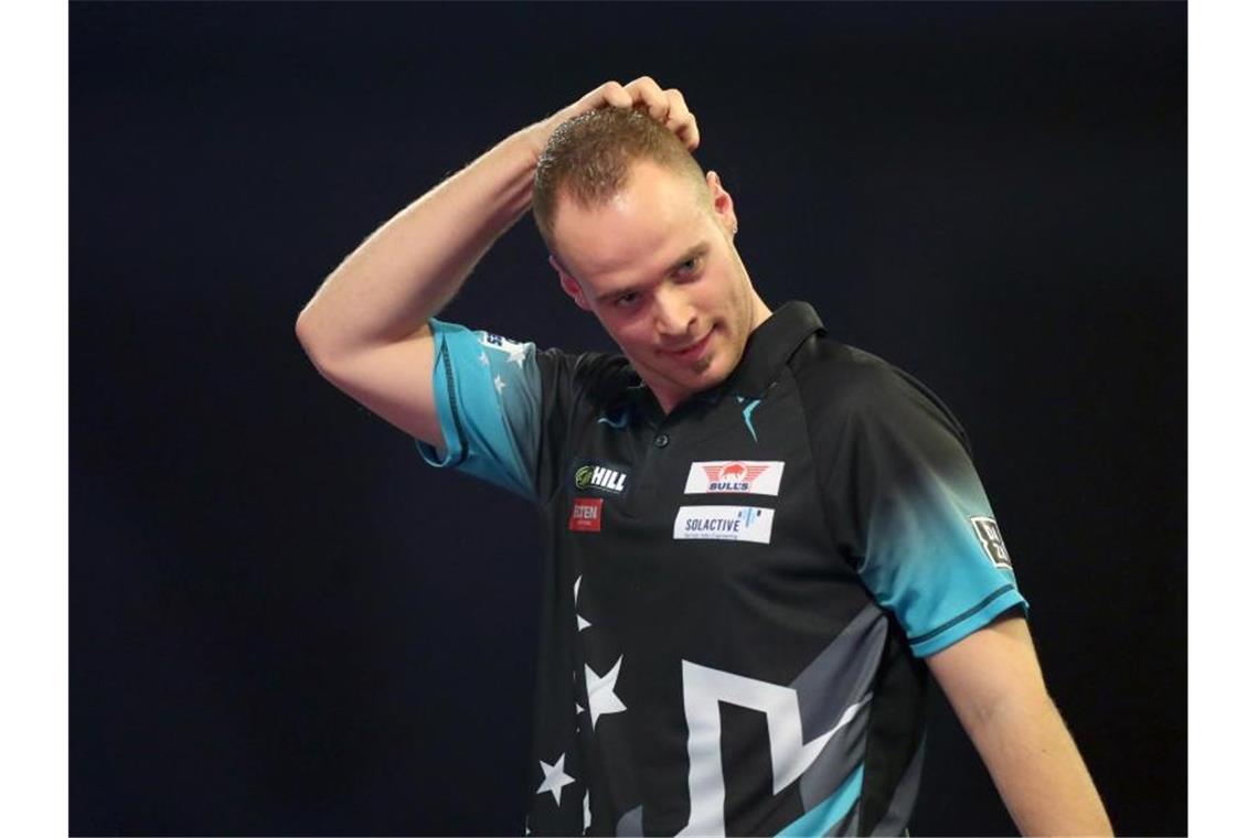 Nach Aus bei Darts-WM: Hoffnungsträger Hopp „wütend“ Max Hopp ist in der zweiten Runde der Darts-WM ausgeschieden. Foto: Bradley Collyer/PA Wire/dpa/Archivbild