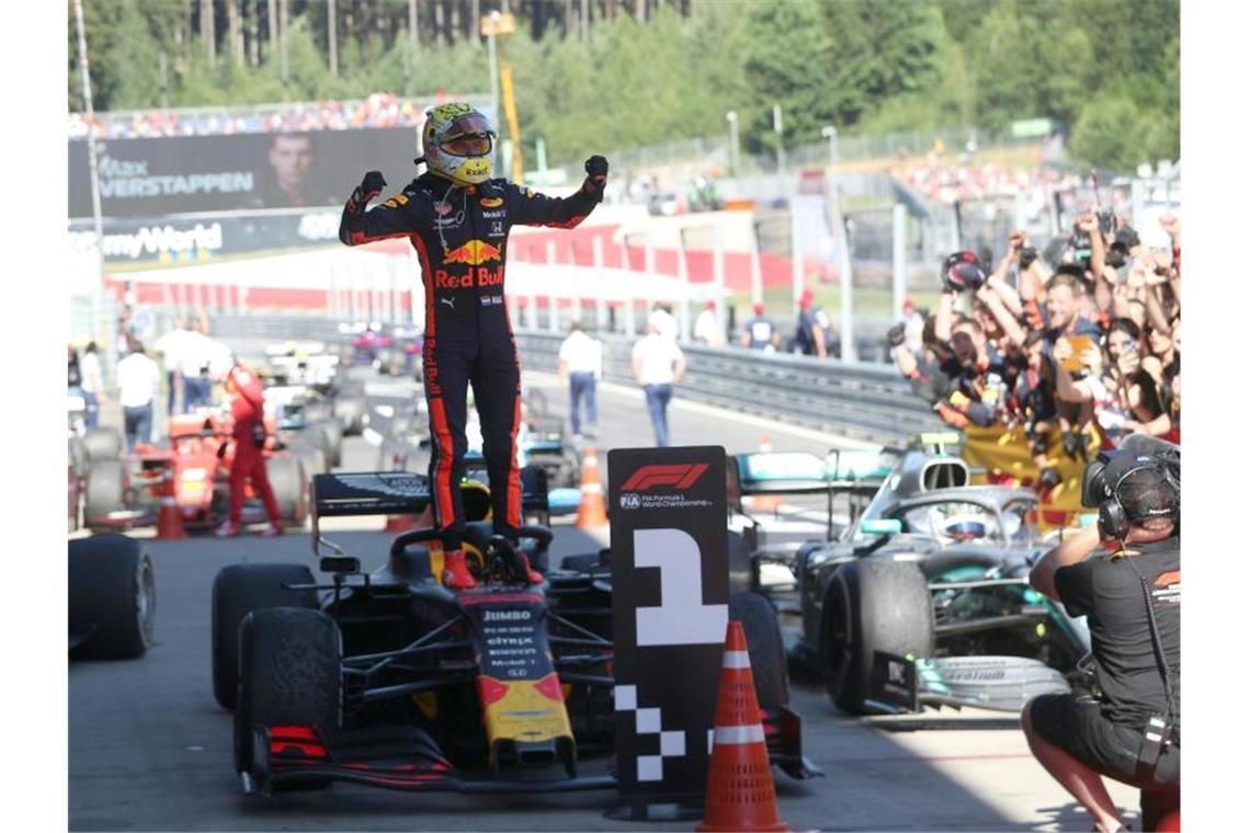 Vettel 4. beim Verstappen-Sieg nach Boxen-Blackout Max Verstappen hat das Formel-1-Rennen von Österreich gewonnen. Foto: Georg Hochmuth