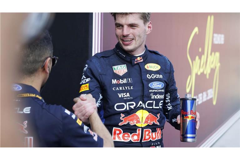 Max Verstappen hat endlich wieder Grund zum Lachen.