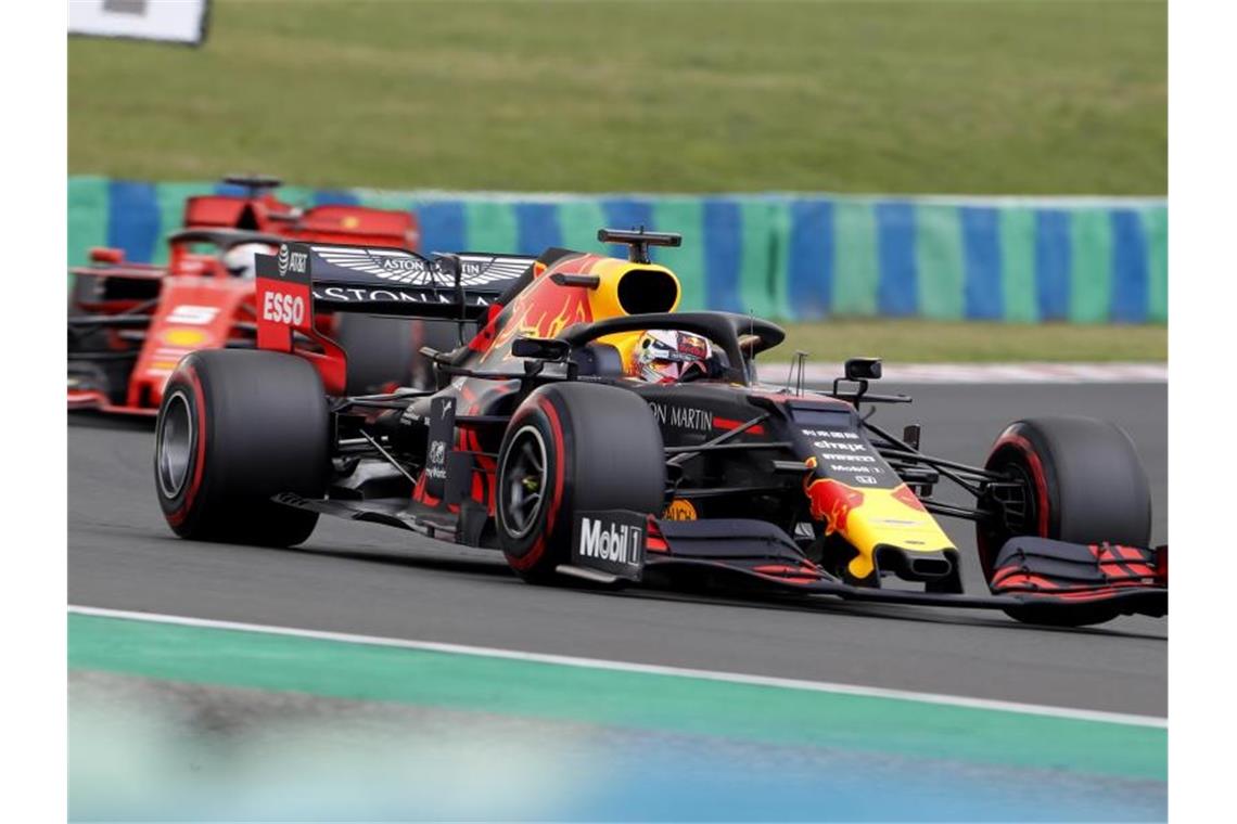 Max Verstappen hat sich zum ersten Mal in seiner Formel-1-Karriere die Pole Position gesichert. Foto: Laszlo Balogh/AP