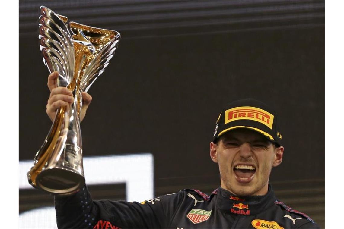 Max Verstappen will auch 2022 wieder angreifen. Foto: Kamran Jebreili/AP POOL/dpa