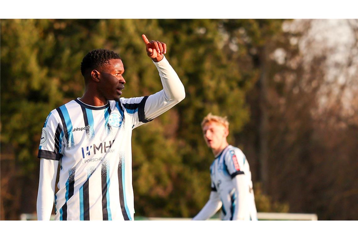 Nach 0:3 noch 4:3 – Kickers gewinnen Test gegen Young Boys Reutlingen