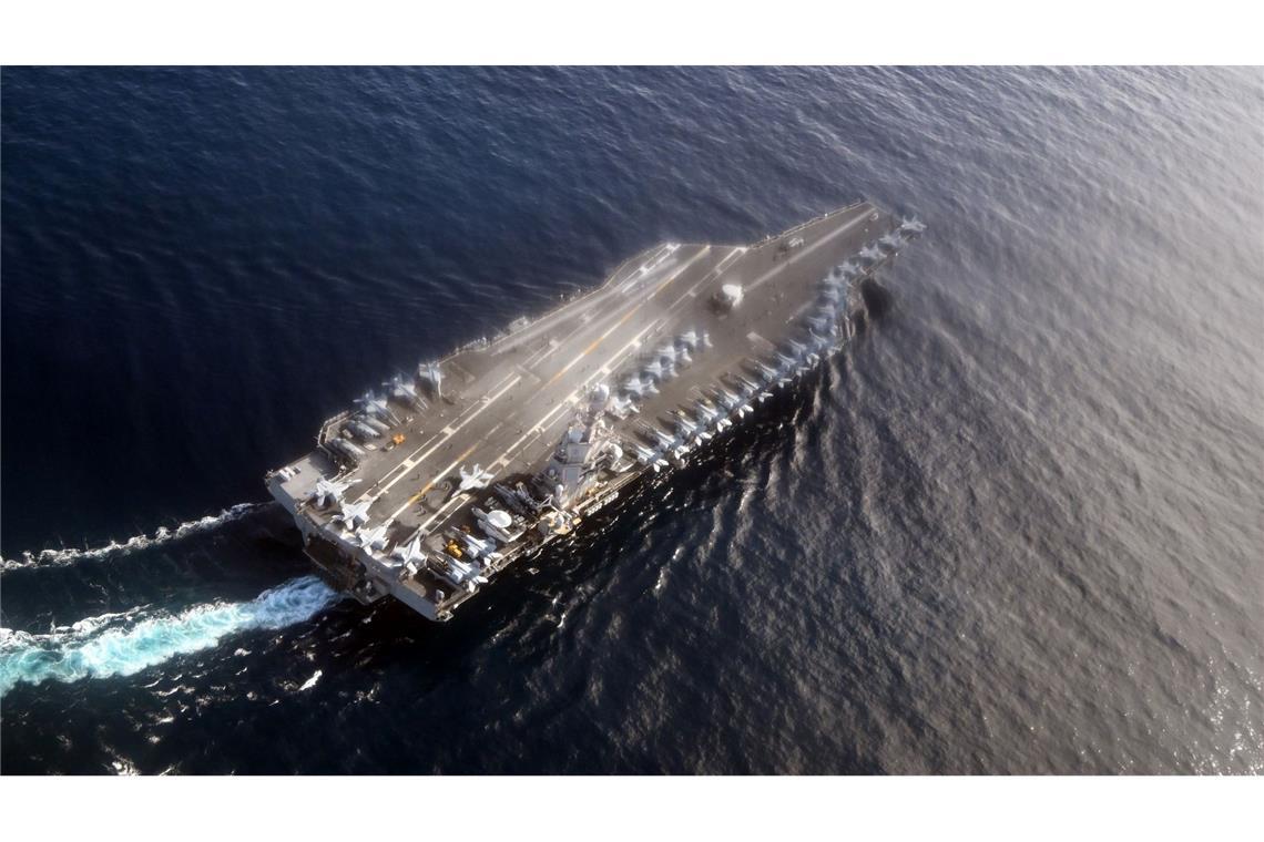 Medienberichten zufolge soll der Flugzeugträger "U.S.S. Gerald R. Ford" die militärische Präsenz der USA im Nahen Osten verstärken. (Archivbild)