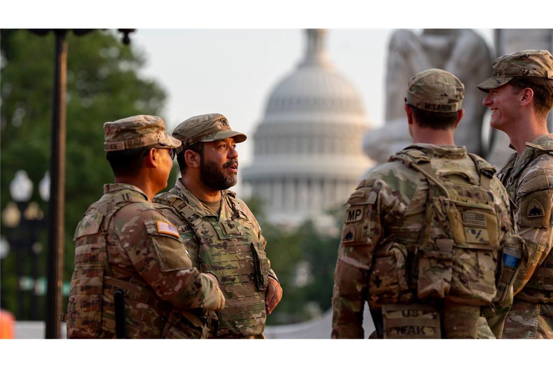 Hunderte weitere Nationalgardisten nach Washington geschickt