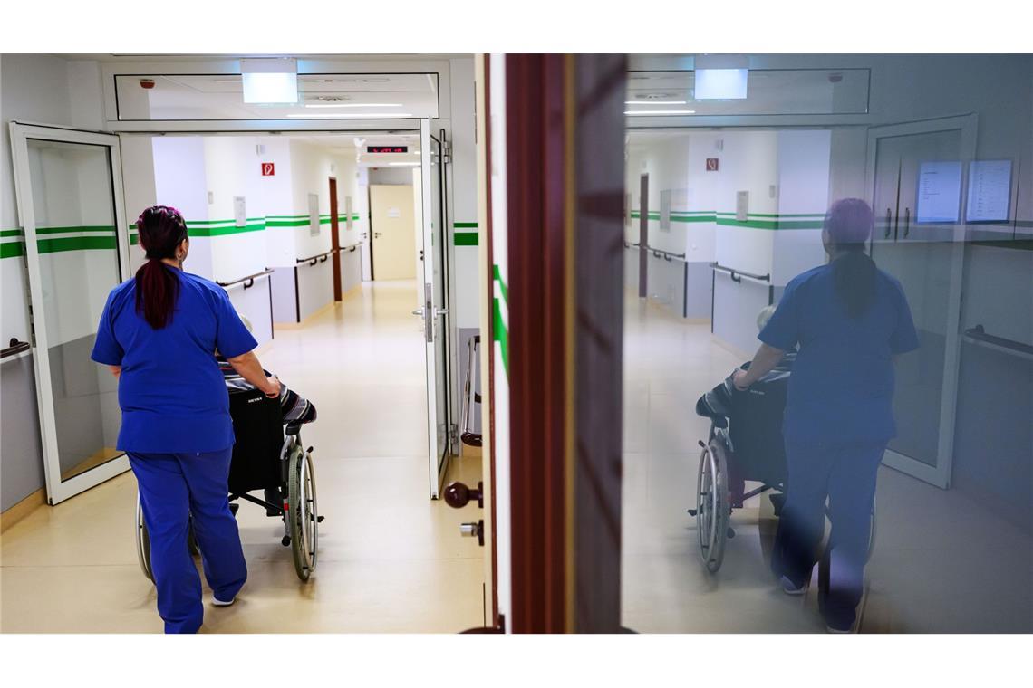 Mehr als 40 Verbände und Organisationen des Gesundheitswesens wenden sich gegen die geplante Reform (Symbolfoto)