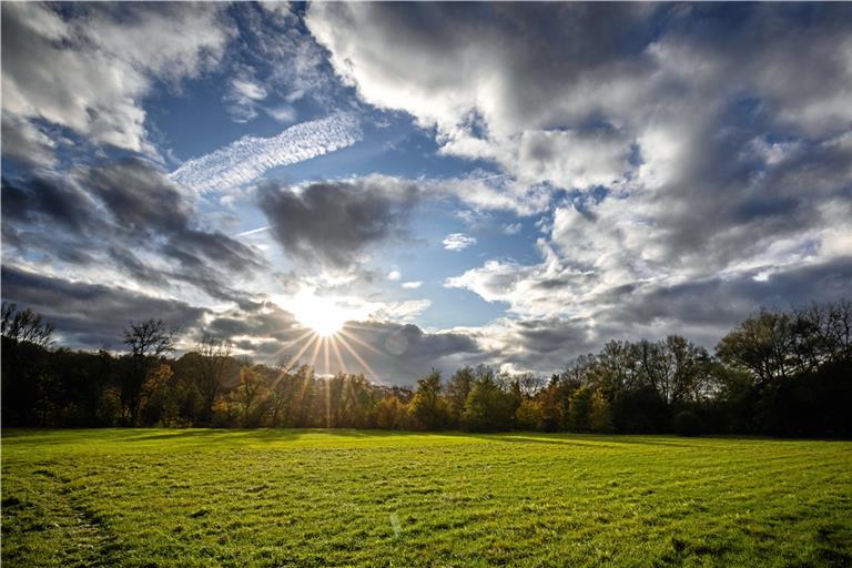 Mehr als 90 Stunden Sonnenschein wurden im vergangenen Monat verbucht. Foto: A. Becher