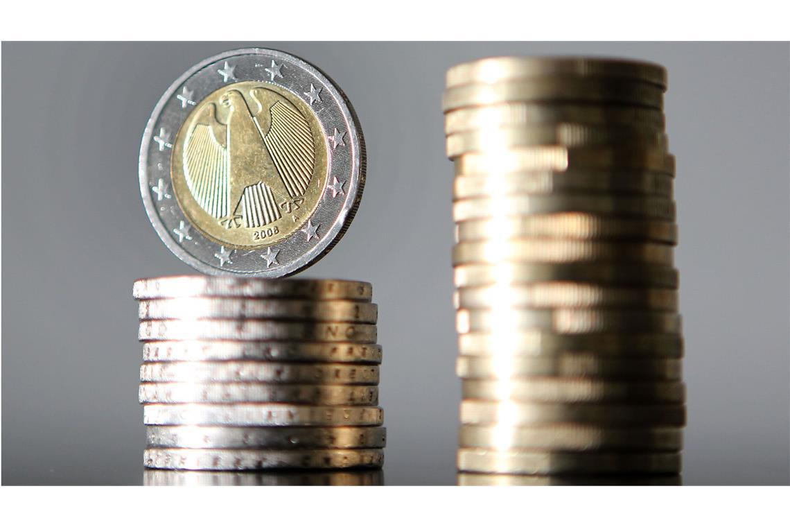 Deutschland steht mit 2,5 Billionen Euro in der Kreide Mehr Geld auszugeben ist immer leichter als mit den vorhandenen Mitteln auszukommen.