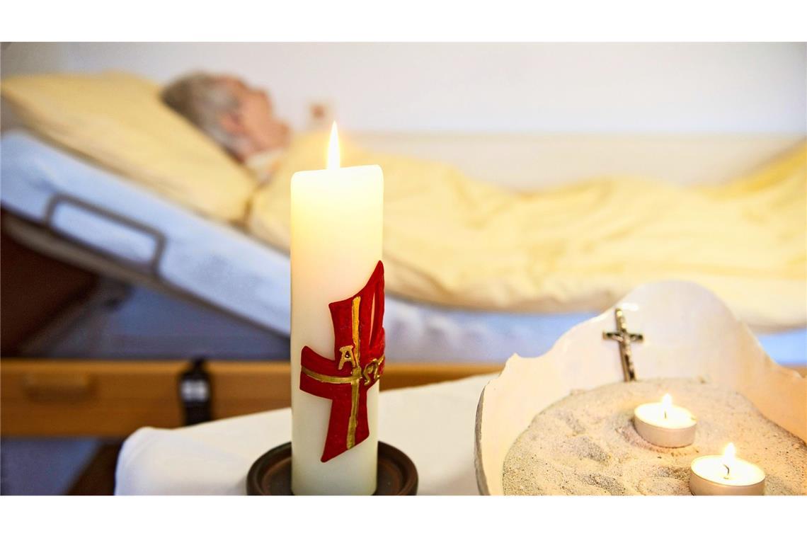 Mehrere Abgeordnete wollen einen neuen Anlauf für eine Regelung des assistierten Suizids unternehmen (Symbolfoto).