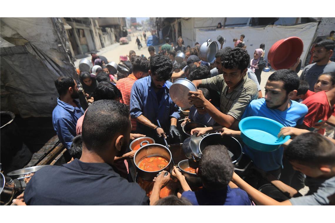 Trump zu Gaza-Deal: Vielleicht nun diese Woche Mehrere Gemeinden in Gaza haben wegen ausbleibender Treibstoffversorgung die Einstellung kommunaler Dienstleistungen angekündigt. (Archivbild)
