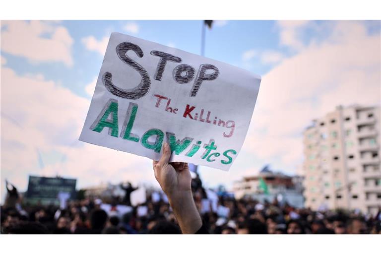 Mehrere Tote und zahlreiche Verletzte soll es bei den Zusammenstößen zwischen Alawiten und Unterstützern der Regierung gegeben haben.