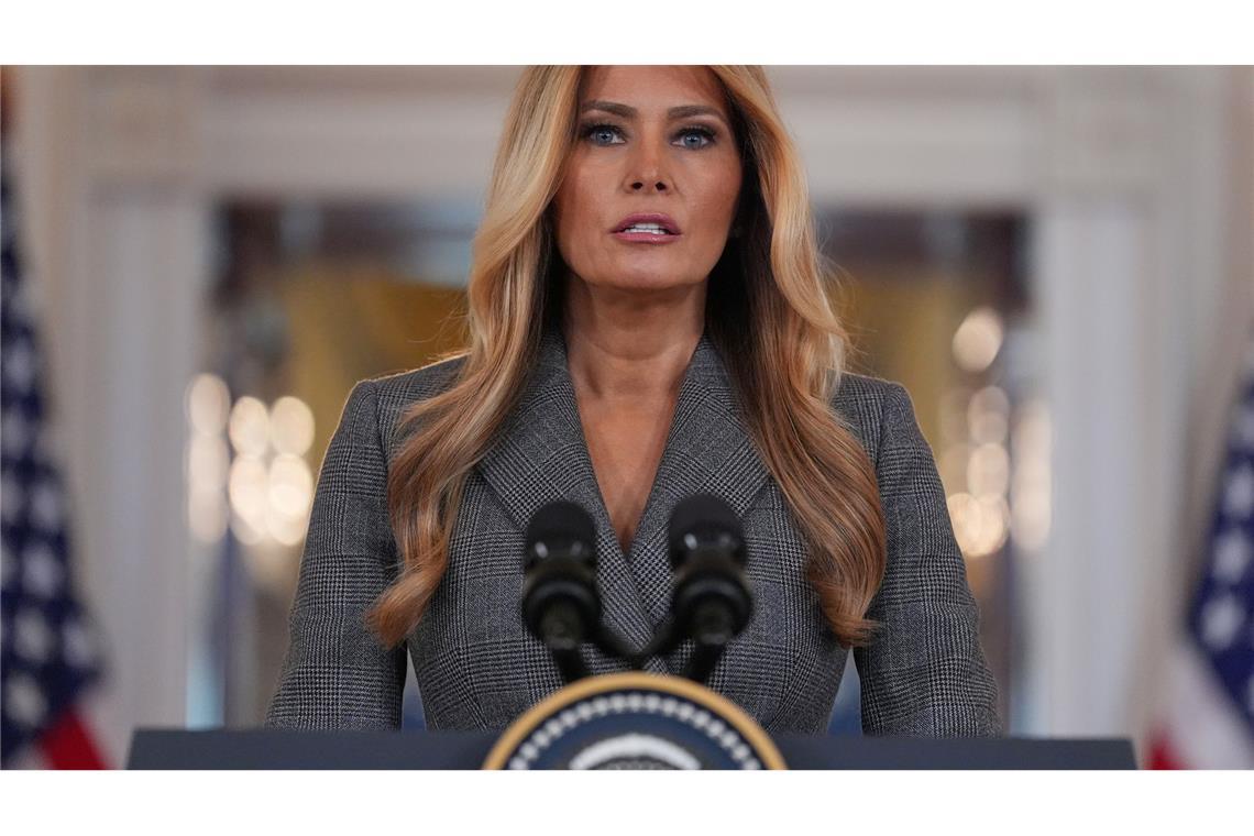 Melania Trump: "Ich war nie mit Epstein befreundet."