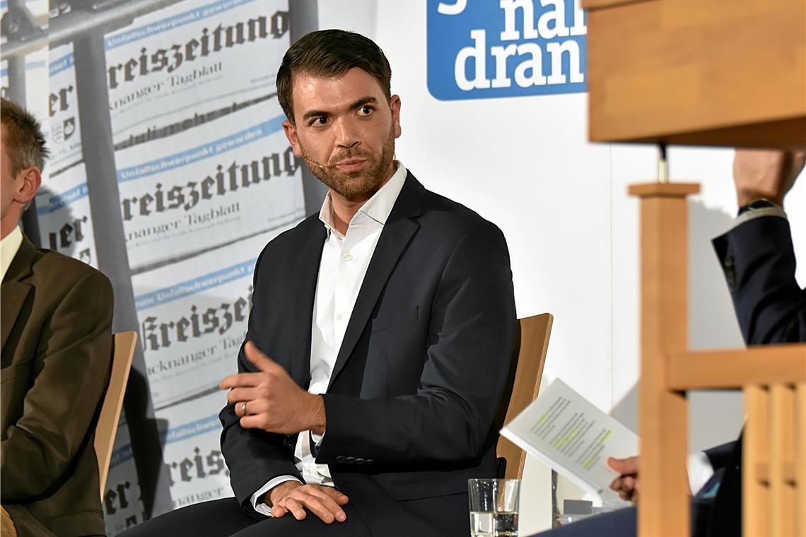 Vor der Stichwahl schlagen in Großerlach die Wellen hoch Melih Göksu: „Sollte ich doch gewählt werden, müsste ich erst das Gespräch mit Vereinen suchen und sehen, ob die Zusammenarbeit funktionieren kann.“