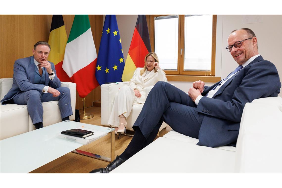 Meloni, Merz und De Wever treffen sich zum EU-Gipfelauftakt in Brüssel