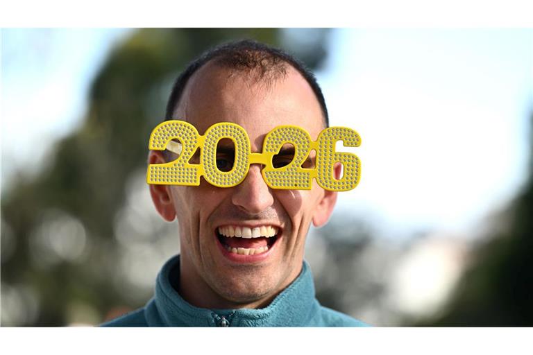 Menschen aus aller Welt waren wieder live bei dem Mega-Feuerwerk dabei.