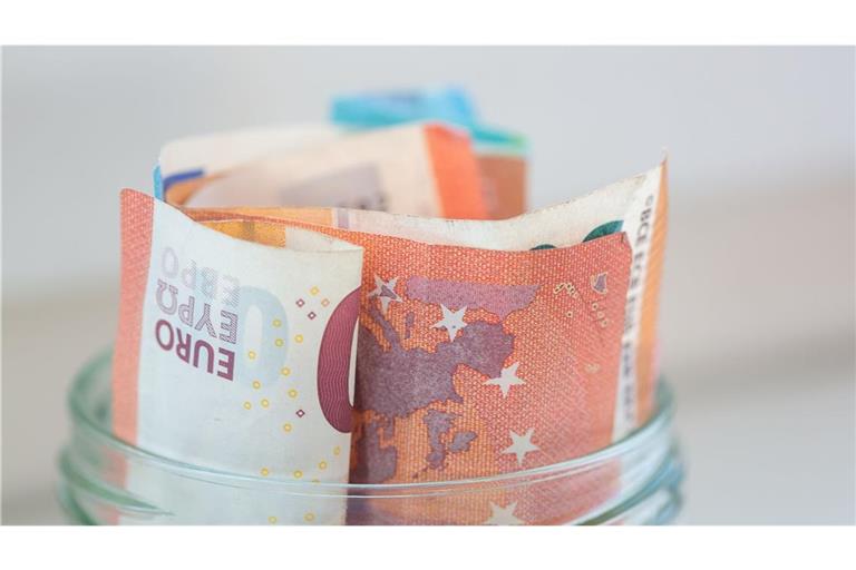 Menschen in Baden-Württemberg spendeten im Jahr 2025 bislang weniger. (Symbolbild)