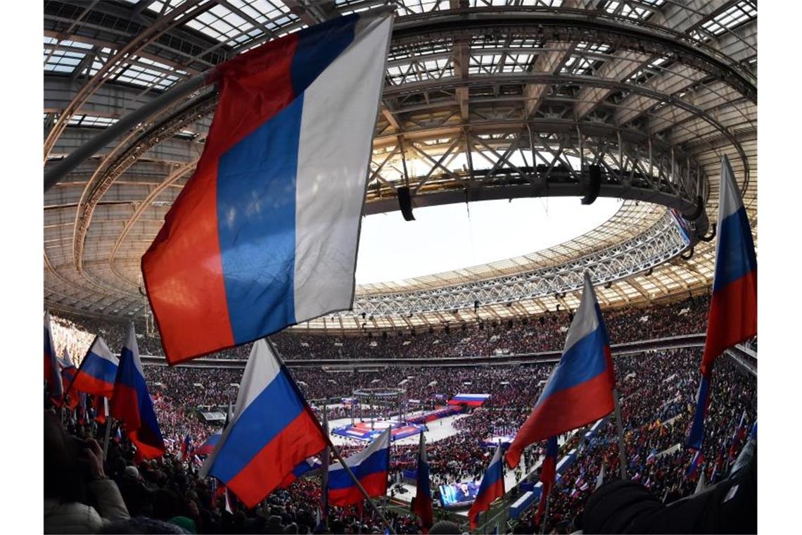Selenskyj: Stellen Sie sich 14.000 Leichen im Stadion vor