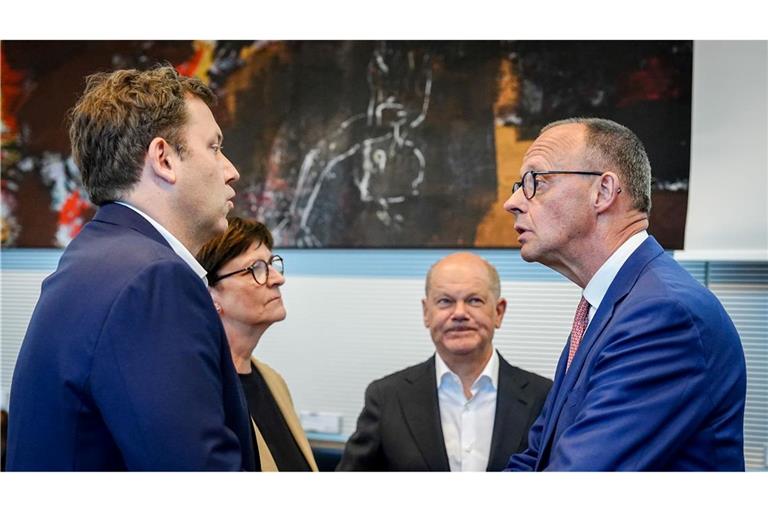 Merz besuchte am Abend vor der Kanzler-Wahl die SPD-Fraktion.