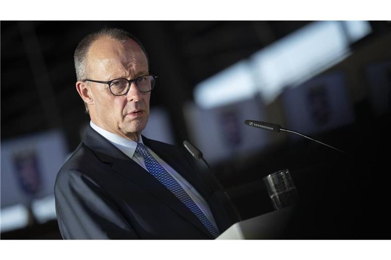 Merz (CDU) hatte Kremlchef Wladimir Putin am Montag zu einer Waffenruhe in der Ukraine über Weihnachten aufgefordert. 