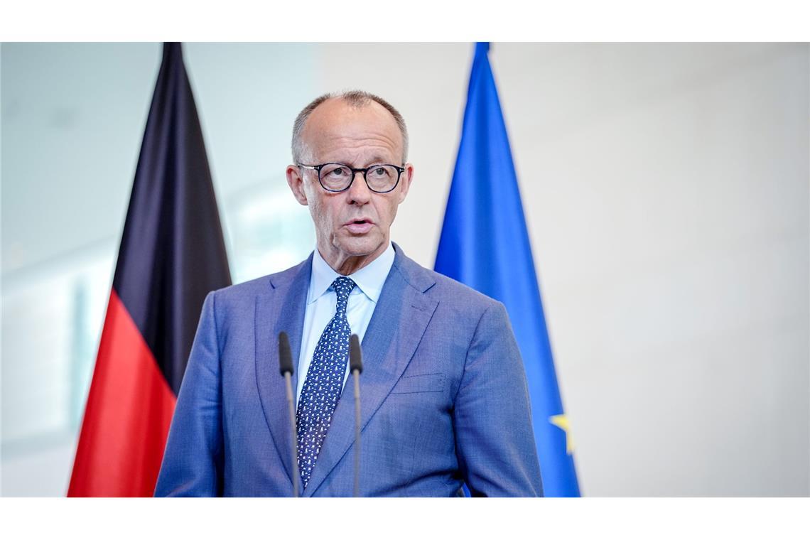 Merz sagt bei einer Pressekonferenz im Kanzleramt, er freue sich auf den Besuch bei den SPD-Abgeordneten.