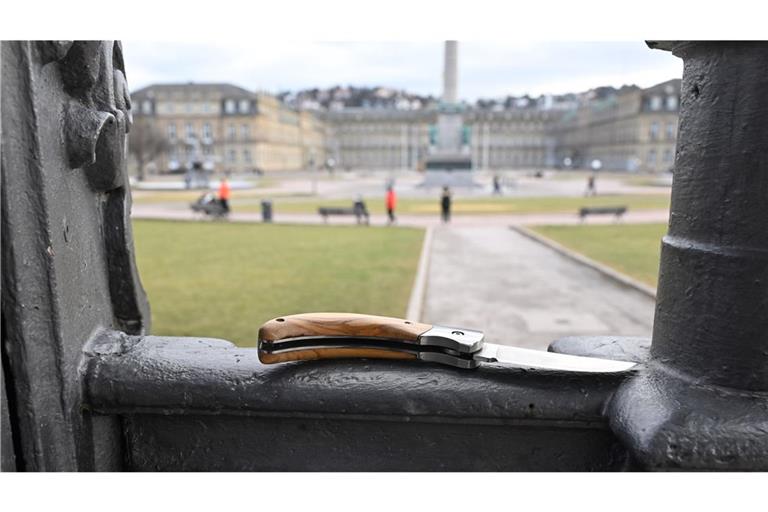 Messer und andere Waffen sind in Stuttgarts City verboten.