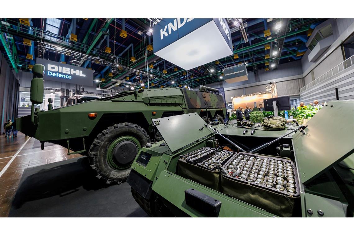 Messestand von KNDS bei der Nürnberger Fachmesse Enforce Tac.