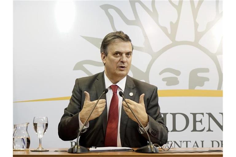 Mexikos Außenminister Marcelo Ebrard reist zu seinem amerikanischen Amtskollegen Mike Pompeo. Foto: Pablo Albarenga