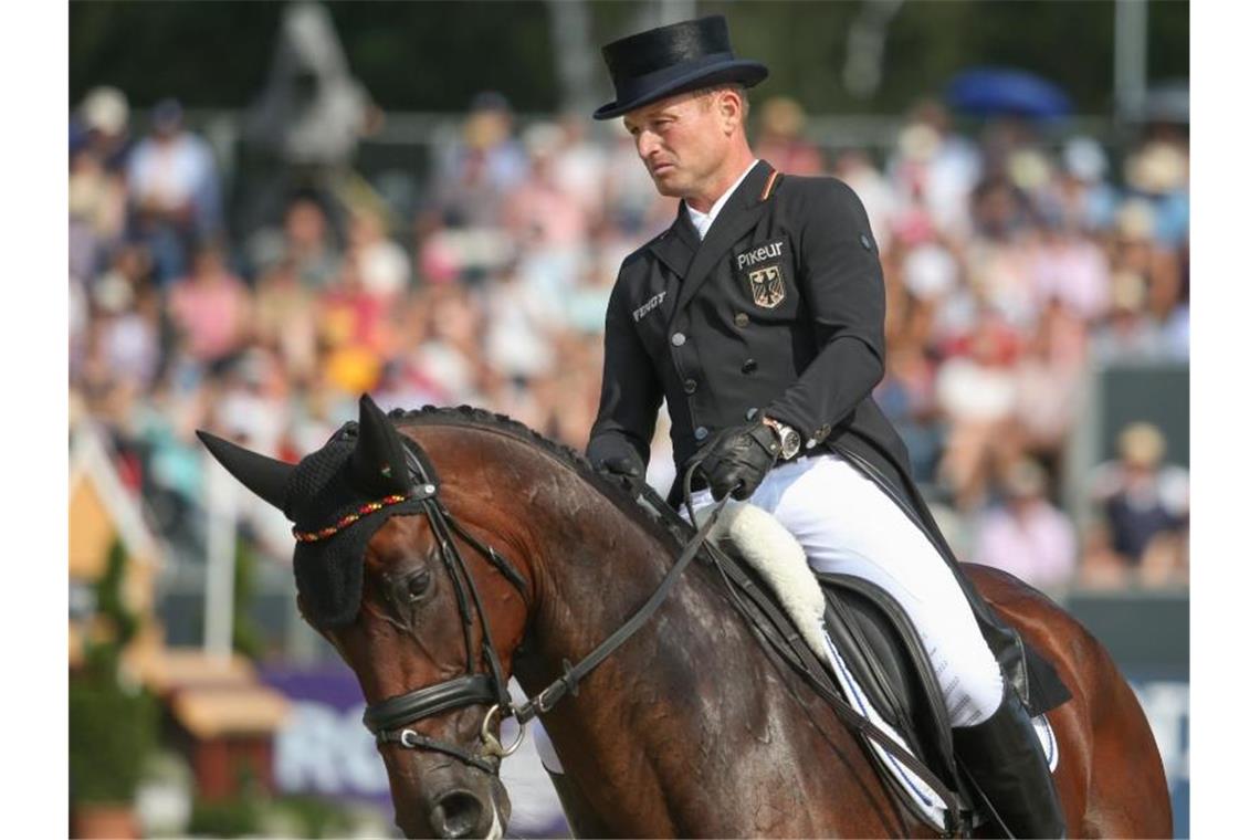 Deutsche Doppel-Führung bei Vielseitigkeits-EM Michael Jung auf Chipmunk bei der Dressurprüfung. Foto: Friso Gentsch