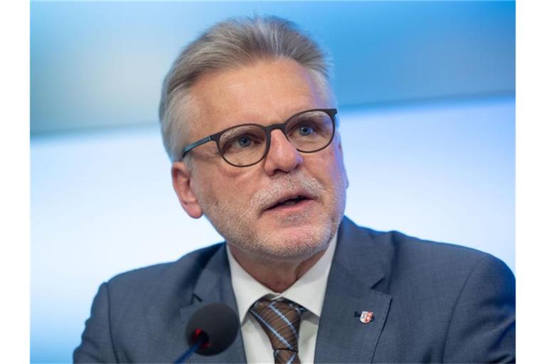 Michael Makurath nimmt an einer Pressekonferenz des Verbandes Baden-Württembergischer Bürgermeister teil. Foto: Marijan Murat/dpa